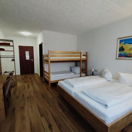 Hotel Sonnenkeller Neu-Ulm Eksteriør billede