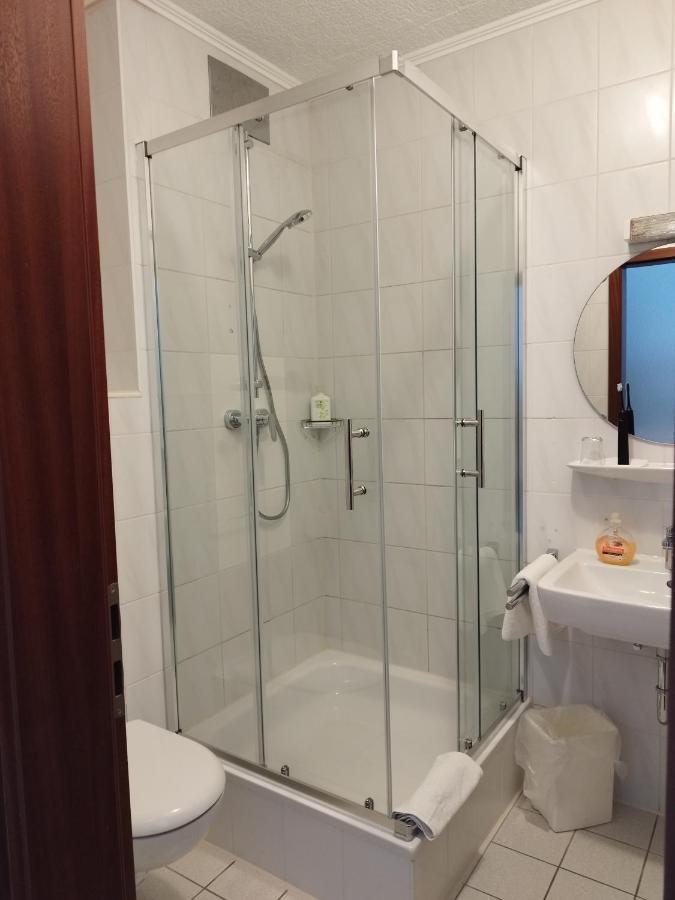 Hotel Sonnenkeller Neu-Ulm Eksteriør billede