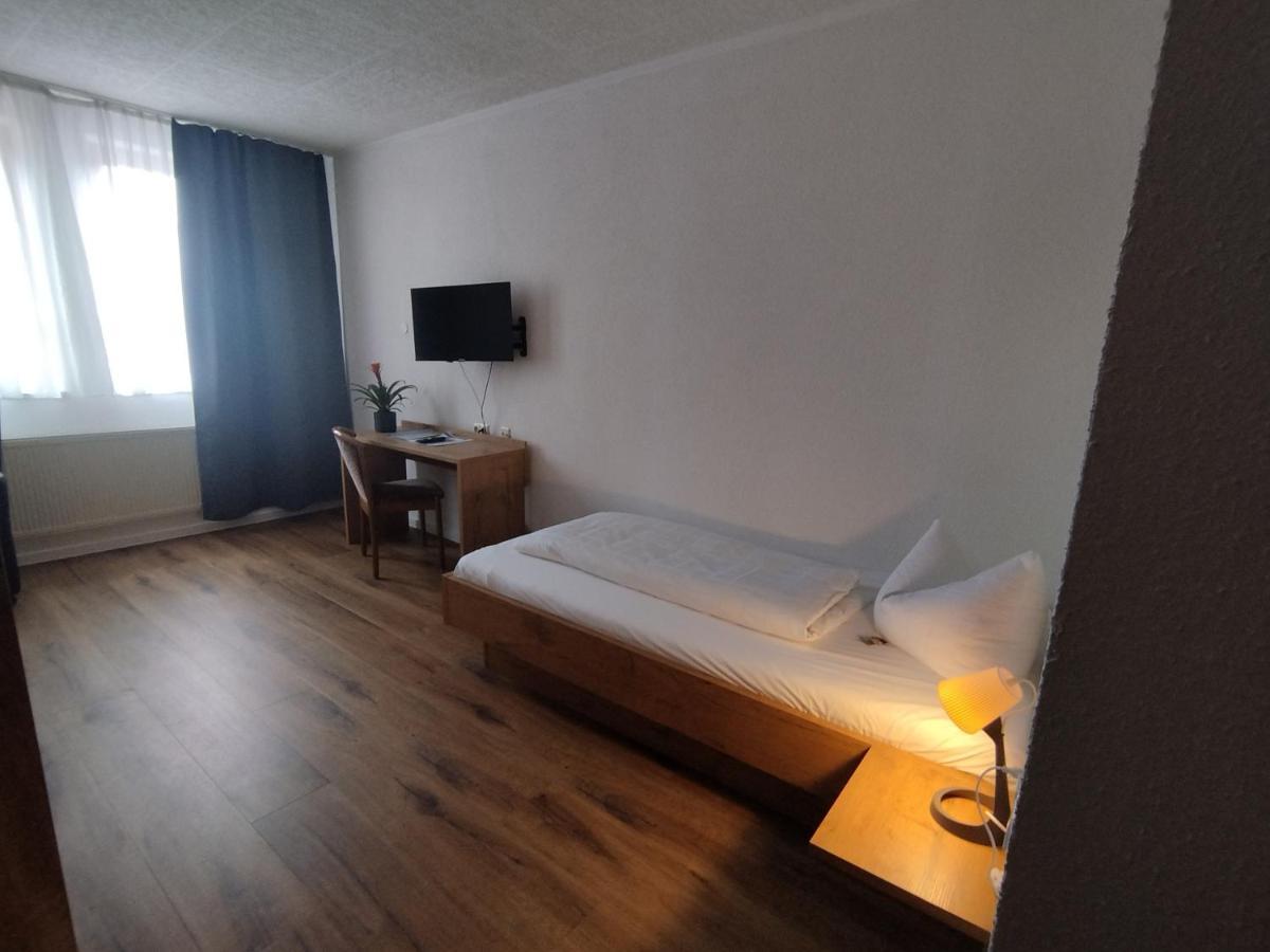 Hotel Sonnenkeller Neu-Ulm Eksteriør billede