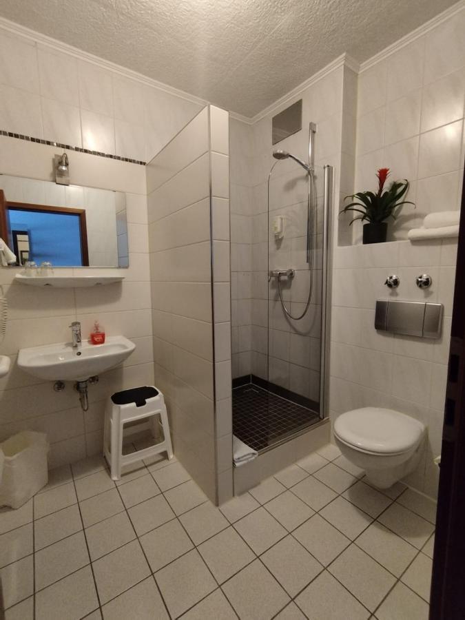 Hotel Sonnenkeller Neu-Ulm Eksteriør billede